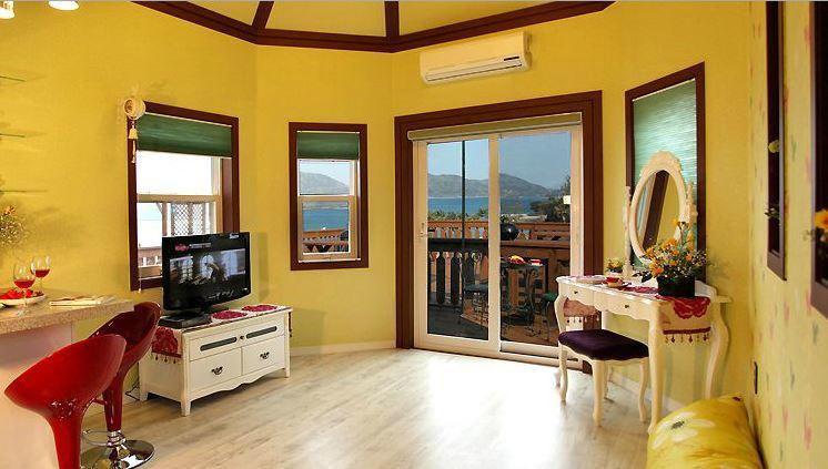 Rainbow Hill Pension นัมแฮ ภายนอก รูปภาพ