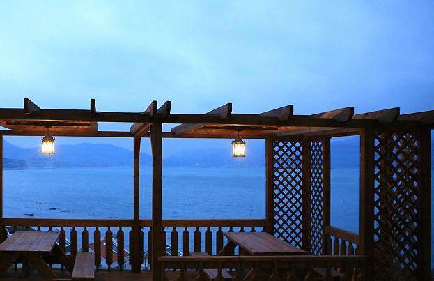 Rainbow Hill Pension นัมแฮ ภายนอก รูปภาพ